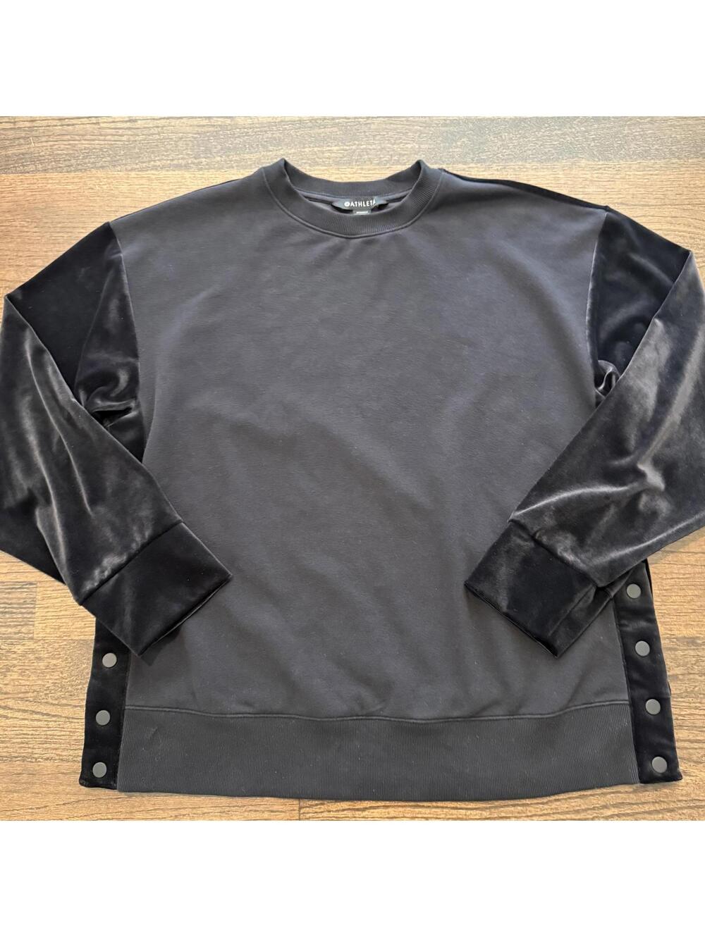 Athleta Retroplush Black Velvet Sweatshirt Size Medium